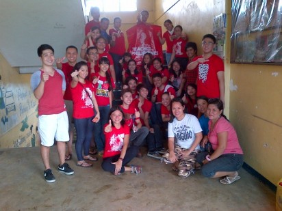 The Teach for the Philippines community after Brigada Eskwela at San Diego Elementary School