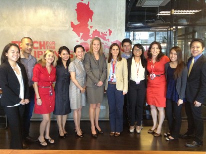 Wendy Kopp with the Teach for the Philippines team.
