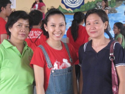 Teacher Kris with the Grade 3 head teachers of Sto. Cristo Elementary Schools, Ms. Avila and Ms. Balante